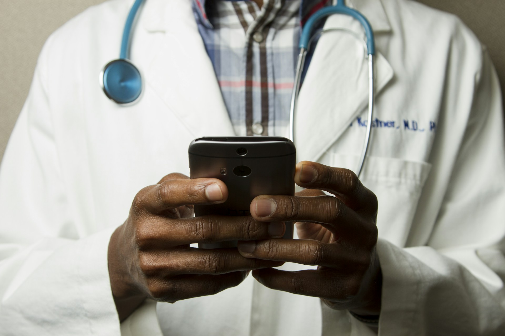 Calm Healthcare & Clinical Surface